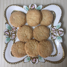 Crispy Crisp Coconut Biscuits, Taste : Sweet