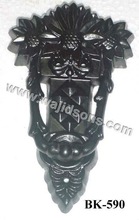 CAST IRON DOOR KNOCKER