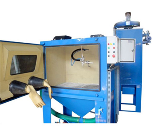 Blast Cabinet and Blast Pots