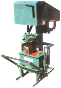 Electrically Operated Concrete Block Making Machine, Power : 3 H.P., (Single Or Three Phase)