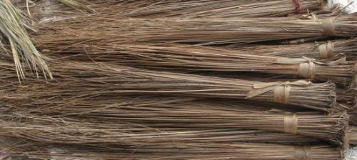 Coconut Broom, For Cleaning, Feature : Flexible, Long Lasting