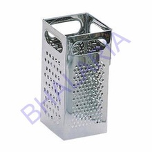 SQUARE GRATER