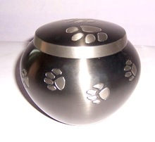 Brass PET Urn, Feature : Eco-Friendly