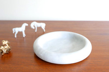 Marble Ashtray Dish Ring Dish, Color : White