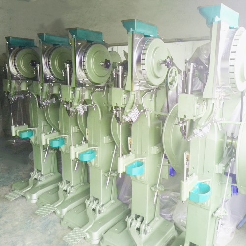 Automatic Riveting Machine (RIVETMACH), Power : 550W