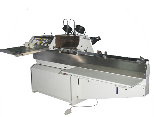 Semi Auto Two Head Saddle Stitching Machine
