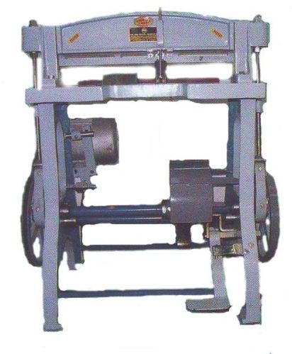 Electricity Spiral Binding Machine, Machine Size : 24”