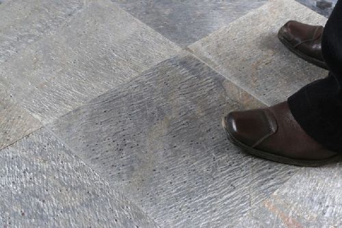 Polished Quartzite Slate, Size : 120 * 60, 120 * 250 Mm