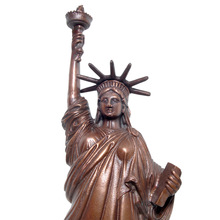 Aluminum With MDF Base Staue Of Liberty Figurine, Style : Natural