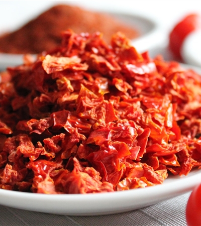 Organic Dehydrated Tomato Flakes