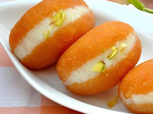 MALAI CHOM CHOM SWEETS