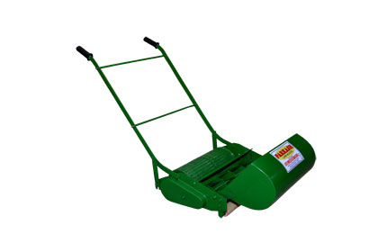 Manual Lawn Mower With Rotary Cyliner