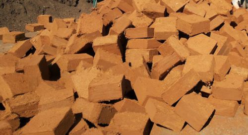 COCO PEAT and GROW BAGS