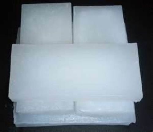 Liquid Paraffin Wax, Packaging Type : Snow White, White