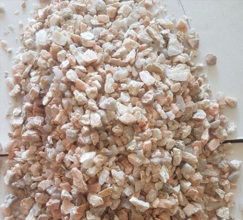 Feldspar Chips, For Industrial, Feature : Optimum Quality, Precise Composition