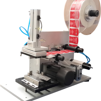 Automatic Labeling Machine