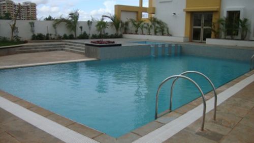 Overflow Swimming Pool