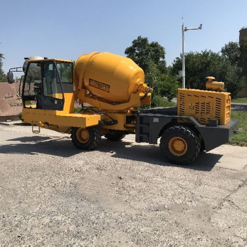 Mini 2.0M3 Batch Swing Mobile Self Loading Concrete Mixer
