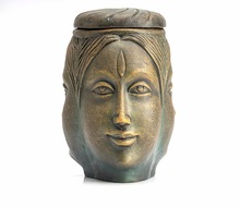 FACES Aromatherapy Candle, Color : Brown