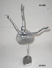 Glass Aluminium Figurine, For Home Decoration, Style : Fiqures