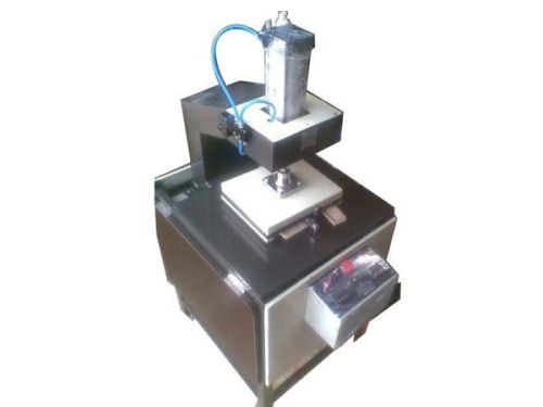 Embossing Machine, Power : 500 W