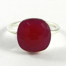 Shilpi Impex Fuchsia Chalcedony Ring