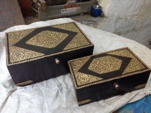 HAPPYHANDICRAFTS Wooden Jewelry Box, Size : Customized Sizes