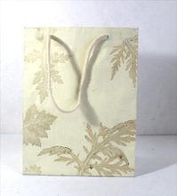 Leaf Impratatans Paper Bags, For Gift, Feature : Handmade