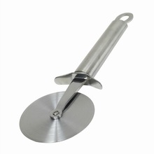 Stainless Steel Round Pizza Cutter, Certification : FDA