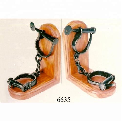 Metal Bookends, Size : 8' X 7'