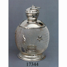 Metal Hanging Bird Feeder