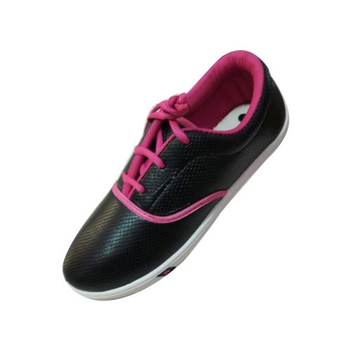 Manu Ladies Canvas Shoes, Packaging Type : Carton Box