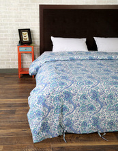 Breathable And Soft Extremely Durable Quilt, For Home, Hotel, Pattern : Printed