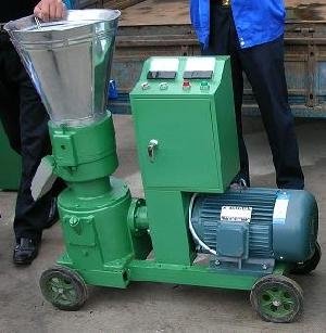 Semi Automatic animal feed making machine, Brand Name : VICTOR