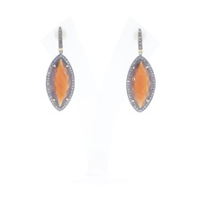 Chic Designs Weight Garnet Gemstone Earrings, Occasion : Anniversary