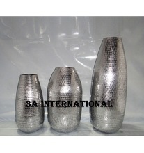 3A INTERNATIONAL Customized Shape Handcrafted Aluminium Vase, Color : Silver