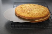 PAPER SQUARE CAKE BOARD