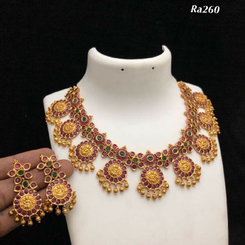 Vadapalani Exports Non Polished Metal Imitation Necklaces, Packaging Type : Cotton Box