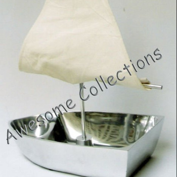 Metal Decorative Ship House Ware