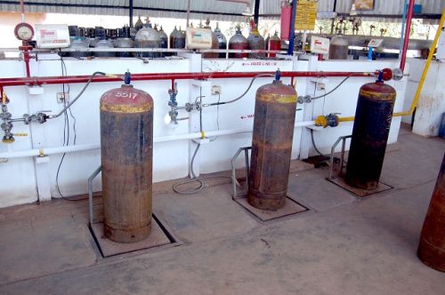 Ammonia Gas, For Industrial, Feature : Easy To Handle, High Performance