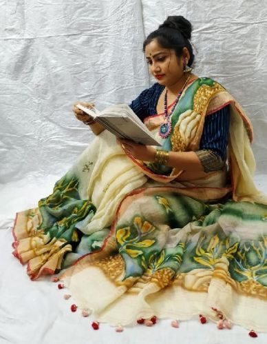 Handloom Pure Linen Print Saree Uses Ethnic Designs and Vivid Colours