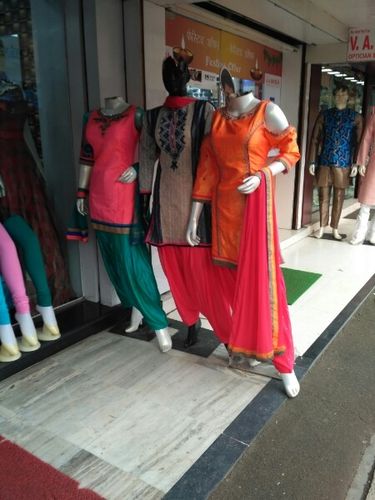 Printed. Ladies Fancy Suit, Feature : Anti-Wrinkle, Easily Washable, Skin Friendly