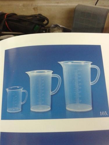 Round Glass Measuring Jug, For Measurement, Pattern : Plain