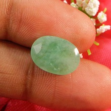 Natural Emerald Rashi Ratan Loose Gemstone, Gemstone Size : 14x10mm