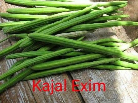 Fresh Drumstick, Quality Available : A Grade, B Grade