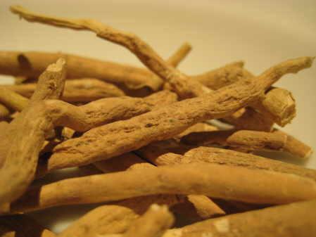 Organic Ashwagandha Roots, Feature : Rich In Aroma