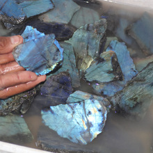 Coszcalt Exports Labradorite Rough