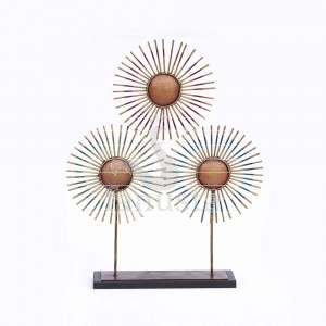 Iron Medallion Sculpture, Color : Copper