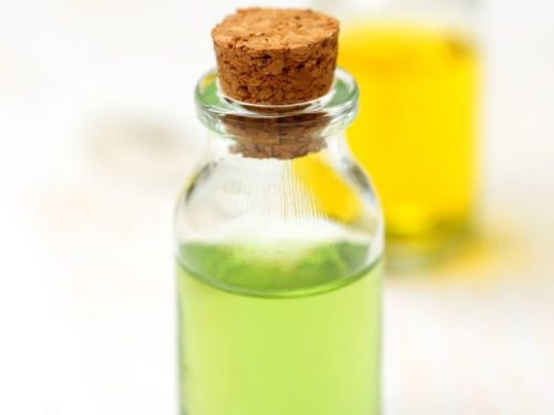 Balsam Peru Essential Oil, Purity : 100%