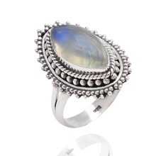 Silver Rings Jewelry, Gemstone Type : Natural Rainbow Moonstone